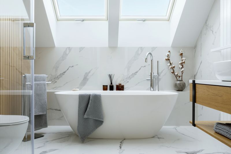 Top Bathtub Installation Companies in Versailles, KY